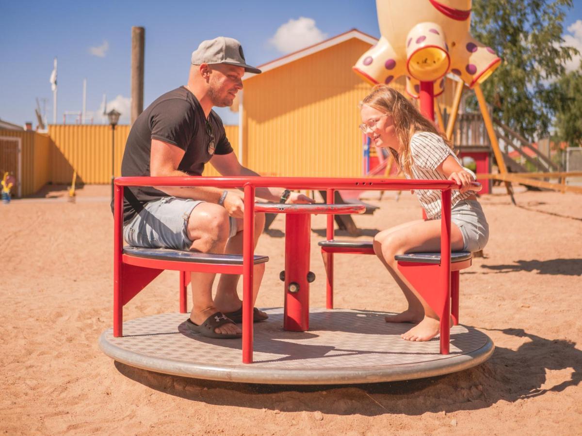 Bjoerkbackens Stugby I Vimmerby Exteriér fotografie