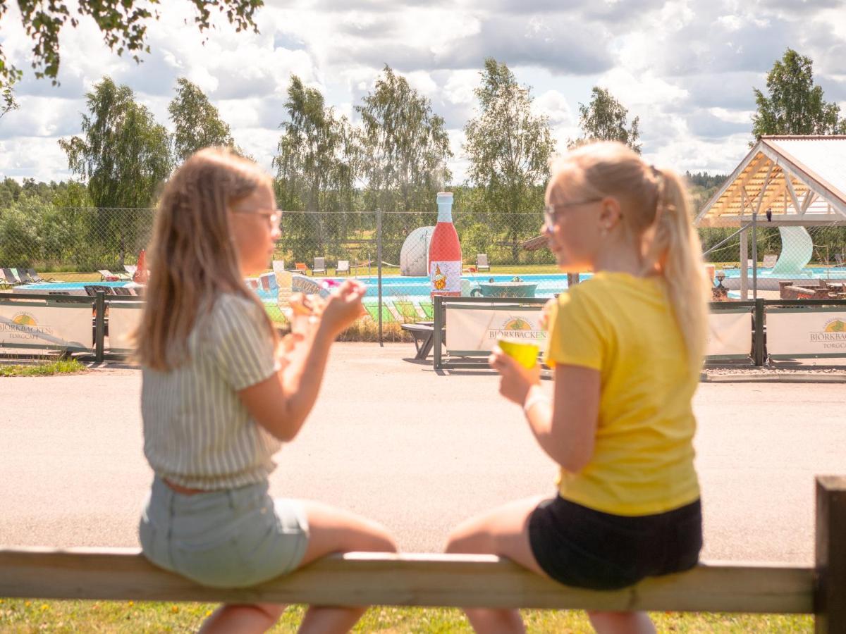 Hotel Bjoerkbackens Stugby I Vimmerby Exteriér fotografie