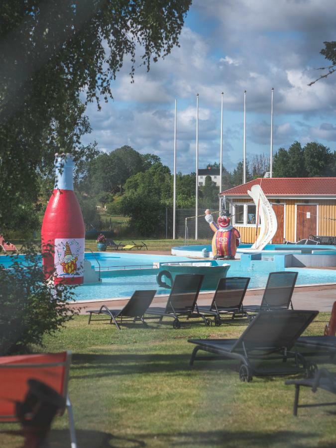 Hotel Bjoerkbackens Stugby I Vimmerby Exteriér fotografie