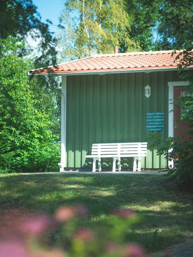 Hotel Bjoerkbackens Stugby I Vimmerby Exteriér fotografie